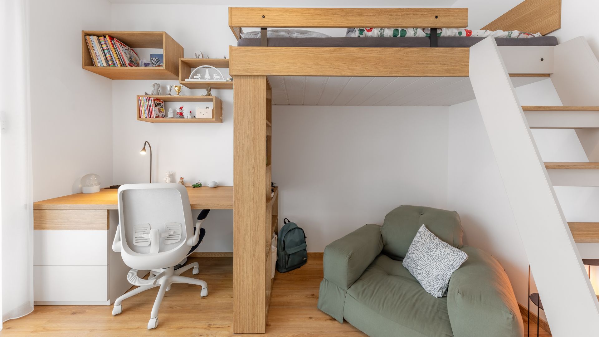bonus-realizace-patrova-postel-s-relax-zonou-pod